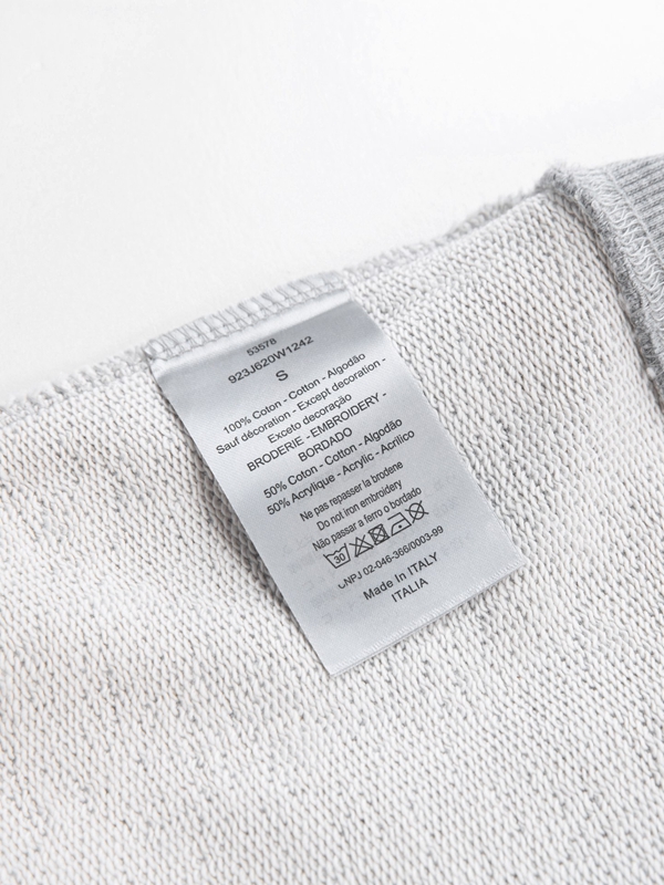 ブランドパーカー着用イメージ